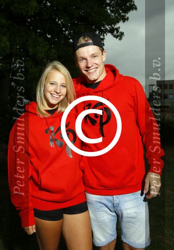 Bunnik 12 juli 2015
Enzo Knol en Dee v d Zeeuw met hun kleding.