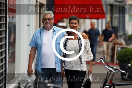 Den Haag 16 juli 2015
Verjaardagsfeestje Frits Huffnagel in Den Haag.
Ernst daniel Smid met vriendin