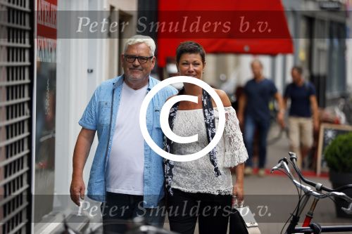 Den Haag 16 juli 2015
Verjaardagsfeestje Frits Huffnagel in Den Haag.
Ernst daniel Smid met vriendin