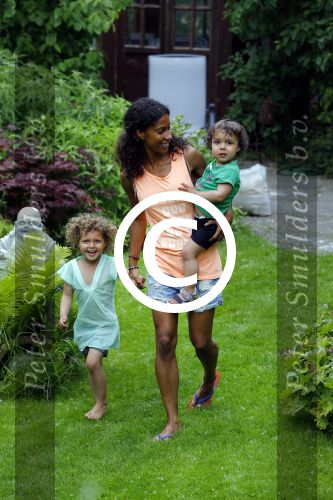 Zandvoort 12 juni 2015
Georgina Kwakye met haar twee kinderen
