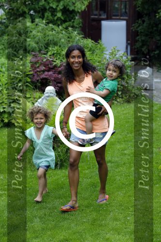 Zandvoort 12 juni 2015
Georgina Kwakye met haar twee kinderen