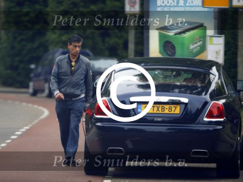 Amsterdam 14 juni 2015
Gerard Spong met zijn hondje in zijn nieuwe Bentley