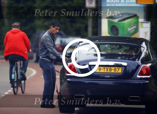 Amsterdam 14 juni 2015
Gerard Spong met zijn hondje in zijn nieuwe Bentley