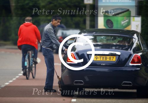 Amsterdam 14 juni 2015
Gerard Spong met zijn hondje in zijn nieuwe Bentley