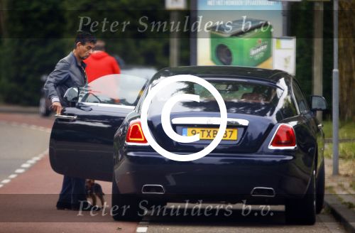Amsterdam 14 juni 2015
Gerard Spong met zijn hondje in zijn nieuwe Bentley