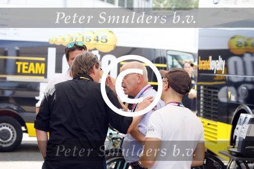 Utrecht 4 juli 2015
Tour de France start met de proloog in Utrecht. Gerrit Zalm met zijn vrouw