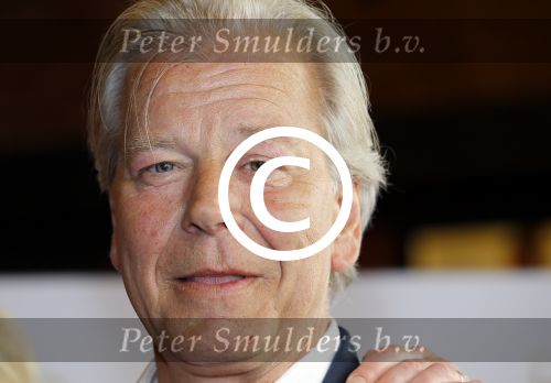 Amsterdam 14 juli 2015  
Premiere de Reunie in Tuschinski met in de hoofdrollen Daan Schuurmans en Thekla Reuten.
Thekla is zwanger en haar vriend Gijs Naber is er ook alsmede de zwangere Bracha v Doesburgh.
Gijs v d Westelaken met vrouw