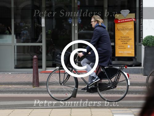 Amsterdam 20 juni 2015  
Jan Jaap v d Wal op de fiets in amsterdam.