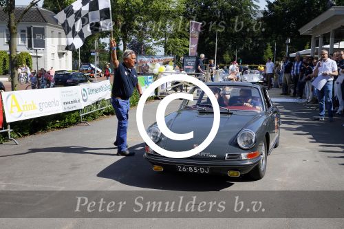 Lievelde 28 juni 2015
Jan Peter Balkenende en zijn broer Evert Jan doen mee in een porsche cabrio met de achterhoek Rally. Ook jan Kees de Jager doet mee