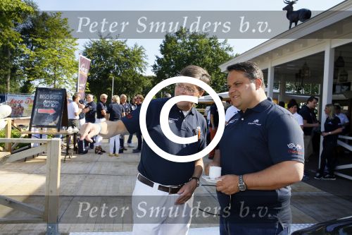 Lievelde 28 juni 2015
Jan Peter Balkenende en zijn broer Evert Jan doen mee in een porsche cabrio met de achterhoek Rally