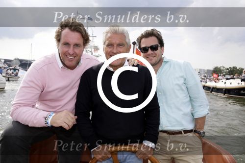 Amsterdam, 19 Augustus 2015
Opening Amsterdam Sail 2015
Met Edwin Smulders, Jan v d Dungen en Peter Smulders