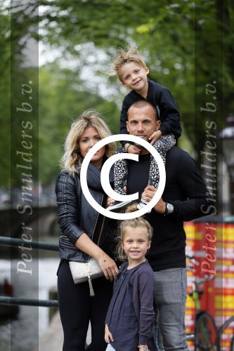 Amsterdam 12 juli 2015
Johnny en Charlotte Sophie Heitinga met hun kinderen Jezebel en Lennox in Amsterdam
