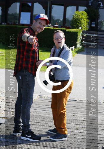Rotterdam 9 augustus 2015
Edwin Smulders Johnny de Mol en Tomas v d Broek tijdens opnames van het rtl programma Down met Johnny. We gingen naar de premiere naar Wickie de Viking in het nieuwe Luxor.