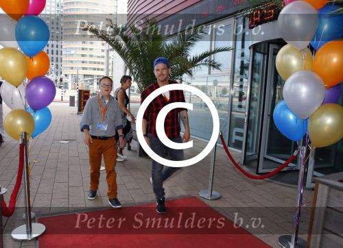 Rotterdam 9 augustus 2015
Edwin Smulders Johnny de Mol en Tomas v d Broek tijdens opnames van het rtl programma Down met Johnny. We gingen naar de premiere naar Wickie de Viking in het nieuwe Luxor.