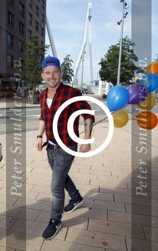Rotterdam 9 augustus 2015
Edwin Smulders Johnny de Mol en Tomas v d Broek tijdens opnames van het rtl programma Down met Johnny. We gingen naar de premiere naar Wickie de Viking in het nieuwe Luxor.