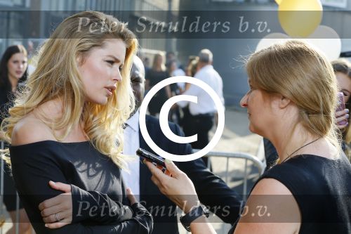 Amsterdam 26 juni 2015
Dance 4 life gala. Doutzen Kroes. Doutzen met Karin Riethoven