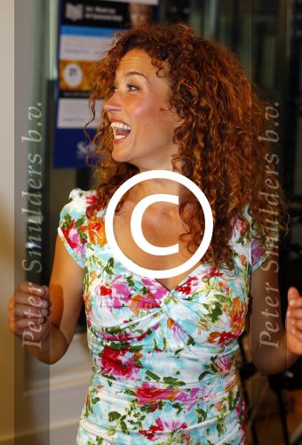 Amsterdam 12 juni 2015 
Presentatie boek Thijs Romer en nieuwe tijdschrift Wendy v Dijk. Ook Katja Schuurman is aanwezig alsmede de ouders en broer van Thijs.  De presentatie was in het nieuwe pand van Scheltema aan het Rokin