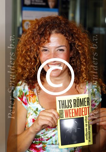 Amsterdam 12 juni 2015 
Presentatie boek Thijs Romer en nieuwe tijdschrift Wendy v Dijk. Ook Katja Schuurman is aanwezig alsmede de ouders en broer van Thijs.  De presentatie was in het nieuwe pand van Scheltema aan het Rokin