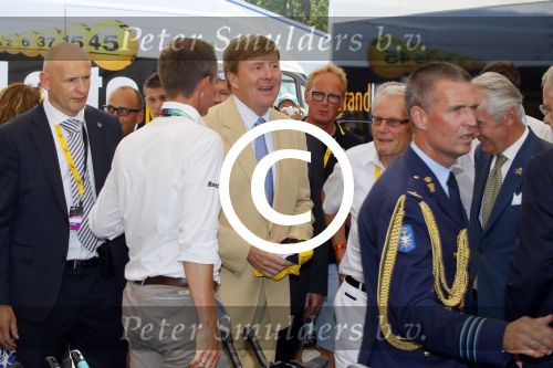 Utrecht 4 juli 2015
Tour de France start met de proloog in Utrecht. Koning Willem Alexander met burgemeester Jan v Zanen Joop Zoetemelk Richard Plugge (team Lotto  Jumbo)
