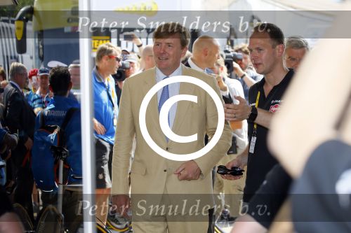 Utrecht 4 juli 2015
Tour de France start met de proloog in Utrecht. Koning Willem Alexander met burgemeester Jan v Zanen Joop Zoetemelk Richard Plugge (team Lotto  Jumbo)