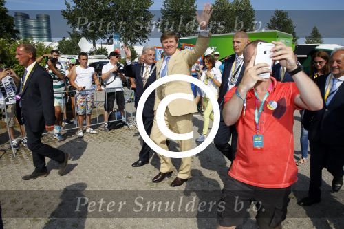 Utrecht 4 juli 2015
Tour de France start met de proloog in Utrecht. Koning Willem Alexander met burgemeester Jan v Zanen Joop Zoetemelk Richard Plugge (team Lotto  Jumbo)