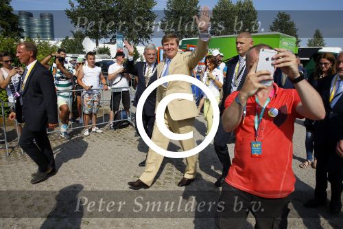 Utrecht 4 juli 2015
Tour de France start met de proloog in Utrecht. Koning Willem Alexander met burgemeester Jan v Zanen Joop Zoetemelk Richard Plugge (team Lotto  Jumbo)
