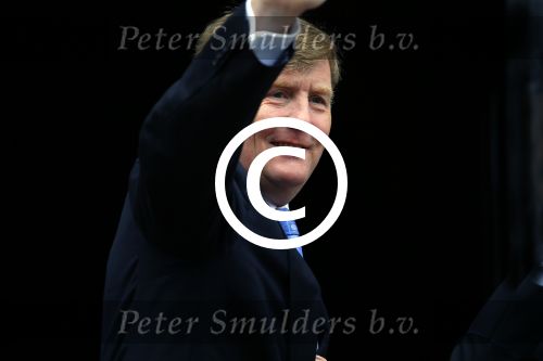 Amsterdam 16 juni 2015
Prinses Beatrix en Koning Willem Alexander arriveren bij het paleis op de dam.