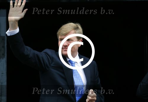 Amsterdam 16 juni 2015
Prinses Beatrix en Koning Willem Alexander arriveren bij het paleis op de dam.