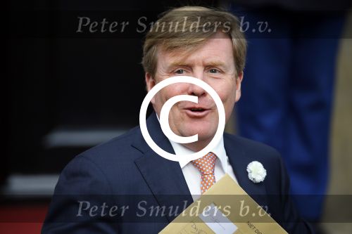 Amsterdam 24 juni 2015
Gala op paleis op de dam met oa Prinses Margriet Mr Pieter v Vollenhoven Koningin Maxima en koning Willem Alexander.