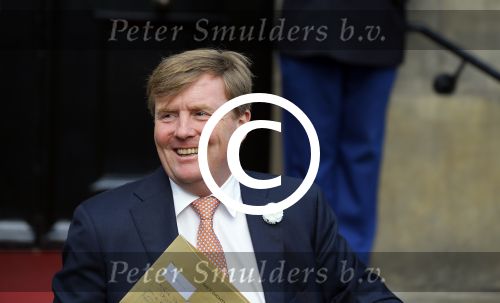 Amsterdam 24 juni 2015
Gala op paleis op de dam met oa Prinses Margriet Mr Pieter v Vollenhoven Koningin Maxima en koning Willem Alexander.