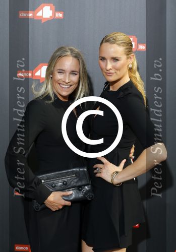 Amsterdam 26 juni 2015
Dance $ life gala. Lieke en Jette v Lexmond
