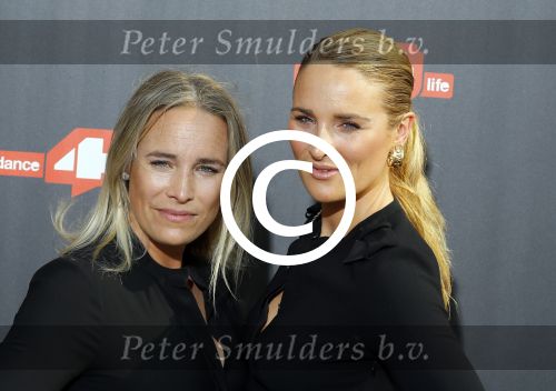 Amsterdam 26 juni 2015
Dance $ life gala. Lieke en Jette v Lexmond