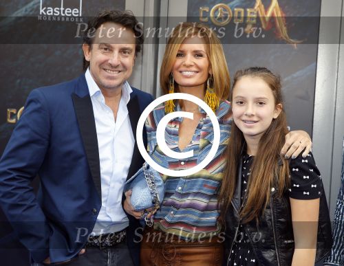 Amsterdam 20 juni 2015
Premiere Code M in het nieuwe de la mar met oa Senna Borsato.
Marco Leontine Luca en Jada Borsato met hun vriendjes en vriendinnetjes