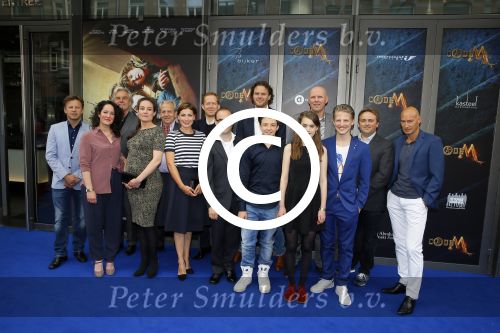 Amsterdam 20 juni 2015
Premiere Code M in het nieuwe de la mar met oa Senna Borsato.
Marco Leontine Luca en Jada Borsato met hun vriendjes en vriendinnetjes