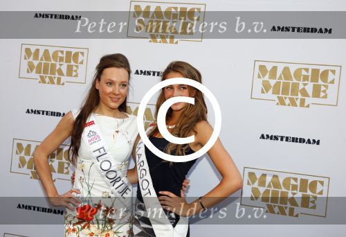 Amsterdam 1 juli 2015
Premiere Magic Mike XXL in Tuschinski in aanwezigheid van de cast met Channing Tatum Matt Bomer Joe Manganiello Adam RodriguezAmber Heard Jada Pinkett Smith en regisseur Gregory Jacobs. Miss Floortje Brand en Margot Hanekamp