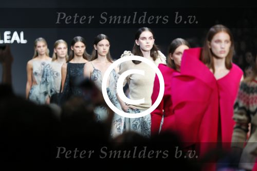 Amsterdam 13 juli 2015Modeshow Maria Cle Leal tijdens de Amsterdam fashion week in aanwezigheid van Doutzen Kroes en Sunnery James.