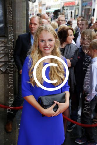 Amsterdam 14 juli 2015  
Premiere de Reunie in Tuschinski met in de hoofdrollen Daan Schuurmans en Thekla Reuten.
Thekla is zwanger en haar vriend Gijs Naber is er ook alsmede de zwangere Bracha v Doesburgh. Marie-Mae v Zuilen