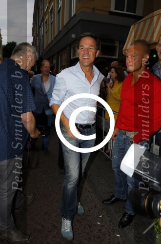 Den Haag 16 juli 2015
Verjaardagsfeestje Frits Huffnagel in Den Haag. Mark Rutte en Andre v Duin