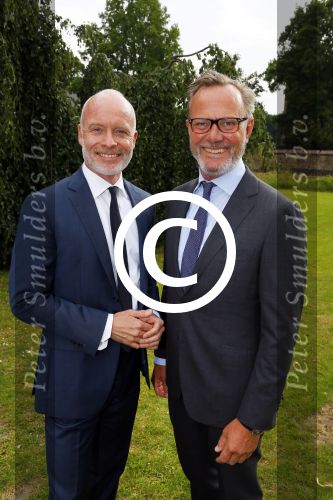Haarzuilens 17 juni 2015
Haringparty op kasteel de Haar. Mart Visser met Partner Jop