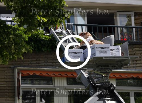 Amsterdam 18 juli 2015
Verhuizers halen spullen uit het huis van Martijn Krabbe.