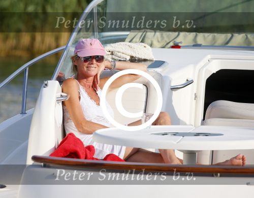 Nigtevecht 13 augustus 2015
Jurgen Smit en Milika Peterzon varen met hun boot en hond op de vecht.