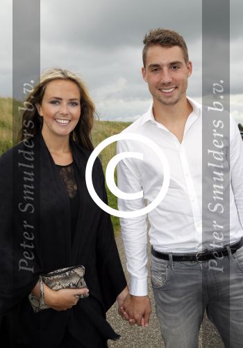 Volendam Katwoude 15 augustus 2015
Trouwen Jaap en Jenny Kwakman. Monique Smit met vriend Martijn