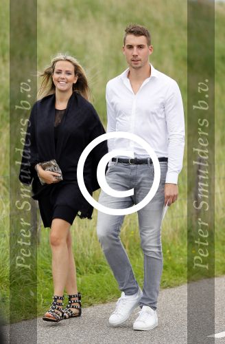 Volendam Katwoude 15 augustus 2015
Trouwen Jaap en Jenny Kwakman. Monique Smit met vriend Martijn