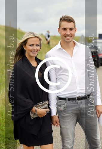 Volendam Katwoude 15 augustus 2015
Trouwen Jaap en Jenny Kwakman. Monique Smit met vriend Martijn