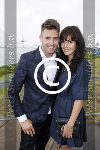 Volendam Katwoude 15 augustus 2015
Trouwen Jaap en Jenny Kwakman. Nick Schilder en zijn vriendin Kirsten