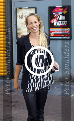 Amsterdam 14 juli 2015  
Premiere de Reunie in Tuschinski met in de hoofdrollen Daan Schuurmans en Thekla Reuten.
Thekla is zwanger en haar vriend Gijs Naber is er ook alsmede de zwangere Bracha v Doesburgh.
Nicolette Kluijver