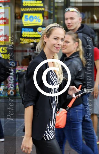 Amsterdam 14 juli 2015  
Premiere de Reunie in Tuschinski met in de hoofdrollen Daan Schuurmans en Thekla Reuten.
Thekla is zwanger en haar vriend Gijs Naber is er ook alsmede de zwangere Bracha v Doesburgh.
Nicolette Kluijver