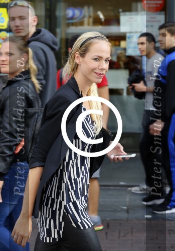 Amsterdam 14 juli 2015  
Premiere de Reunie in Tuschinski met in de hoofdrollen Daan Schuurmans en Thekla Reuten.
Thekla is zwanger en haar vriend Gijs Naber is er ook alsmede de zwangere Bracha v Doesburgh.
Nicolette Kluijver