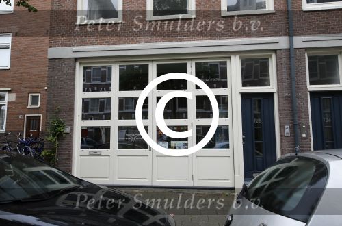 Amsterdam 15 en 18 juli 2015
Patricia Steur verlaat haar huis en gaat boodschappen doen.