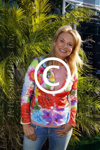 Amsterdam 10 juni 2015
Premiere Jurassic world in pathe arena. Ruud Feltkamp is aanwezig als dj.
Pernille la Lau